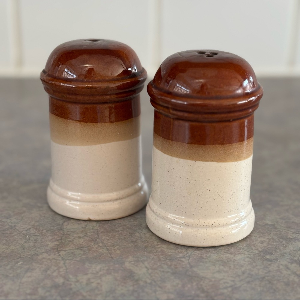 80's Stoneware Ceramic Salt and Pepper Shakers - pair - 80's Boho Kitchen Dining